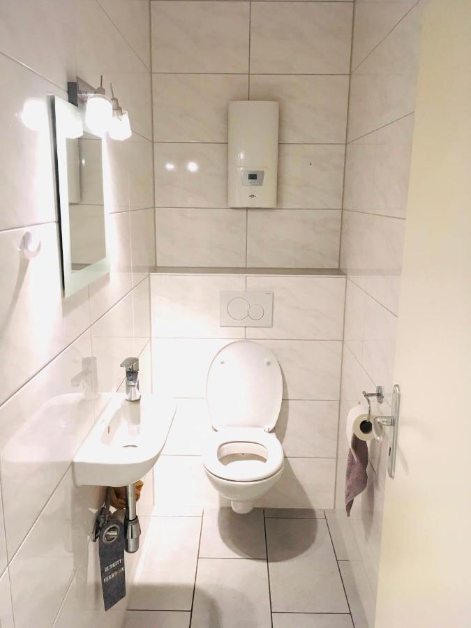Gemutliches Zimmer 20 Min Vom Frankfurt Hbf 3 Langen  Kültér fotó